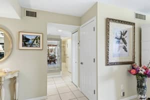 1215 PORTOFINO DRIVE, SARASOTA, FL 34242 - MLS#MFRA4691798
