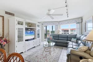 1215 PORTOFINO DRIVE, SARASOTA, FL 34242 - MLS#MFRA4691798