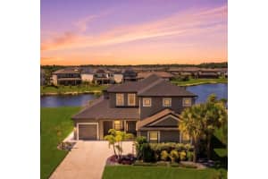 9293 Tequila Sunrise Dr, SARASOTA