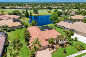 7207 ASHLAND GLEN, LAKEWOOD RANCH, FL 34202 - MLS#MFRA4691813