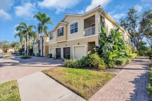8106 MOONSTONE DRIVE, SARASOTA, FL 34233 - MLS#MFRA4691821