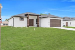 2901 VILLA AVENUE, LEHIGH ACRES, FL 33976 - MLS#MFRA4691831