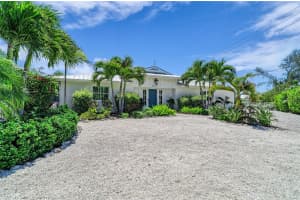 501 68TH STREET, HOLMES BEACH, FL 34217 - MLS#MFRA4691893