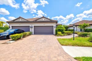 10254 Morning Mist Ln, SARASOTA