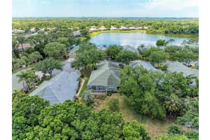 5047 LAKESCENE PLACE, SARASOTA, FL 34243 - MLS#MFRA4691936