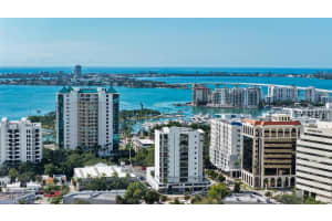 300 S Pineapple Ave #302, SARASOTA
