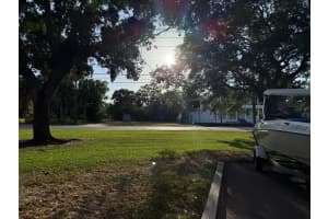 3733 6TH STREET, ST PETERSBURG, FL 33705 - MLS#MFRA4691980