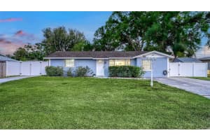 311 44th Street Ct W, PALMETTO