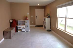 16731 KINGMAN REEF STREET, WIMAUMA, FL 33598 - MLS#MFRA4692055