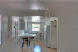 615 SHORE ROAD, NOKOMIS, FL 34275 - MLS#MFRA4692058