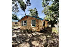 1645 23rd St, SARASOTA