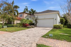 5515 TITLE ROW DRIVE, BRADENTON, FL 34210 - MLS#MFRA4692119