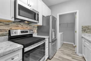 4802 51ST STREET, BRADENTON, FL 34210 - MLS#MFRA4692176