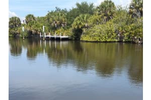 17163 EDGEWATER DRIVE, PORT CHARLOTTE, FL 33948 - MLS#MFRA4692238