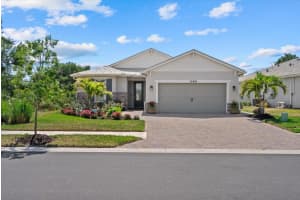 29260 Coral Harbour Dr, ENGLEWOOD