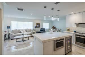 1900 BENJAMIN FRANKLIN DRIVE, SARASOTA, FL 34236 - MLS#MFRA4692271