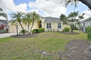 6556 MEANDERING WAY, LAKEWOOD RANCH, FL 34202 - MLS#MFRA4692309