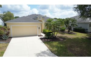 6556 MEANDERING WAY, LAKEWOOD RANCH, FL 34202 - MLS#MFRA4692309