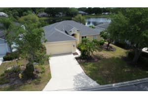 6556 MEANDERING WAY, LAKEWOOD RANCH, FL 34202 - MLS#MFRA4692309
