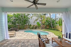 1738 SIESTA DRIVE, SARASOTA, FL 34239 - MLS#MFRA4692339