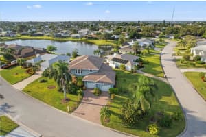 8607 51ST AVENUE, BRADENTON, FL 34210 - MLS#MFRA4692410