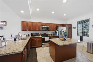 16904 VARDON TERRACE, LAKEWOOD RANCH, FL 34211 - MLS#MFRA4692413
