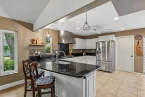 3757 COUNTRYSIDE ROAD, SARASOTA, FL 34233 - MLS#MFRA4692427