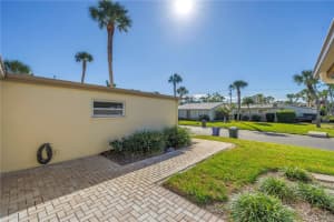 111 WHISPERING SANDS CIRCLE, SARASOTA, FL 34242 - MLS#MFRA4692442