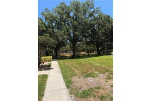 5735 GARDENS DRIVE, SARASOTA, FL 34243 - MLS#MFRA4692452