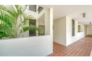 1930 HARBOURSIDE DRIVE, LONGBOAT KEY, FL 34228 - MLS#MFRA4692494