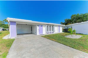 140 CIRCLEWOOD DRIVE, VENICE, FL 34293 - MLS#MFRA4692560