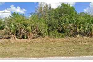 4450 66TH AVE NE, NAPLES, FL 34120 - MLS#MFRA4692561
