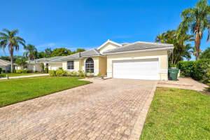 4146 Hearthstone Dr, SARASOTA 4146 Hearthstone Dr, SARASOTA