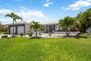 8712 53RD AVENUE, BRADENTON, FL 34210 - MLS#MFRA4692618