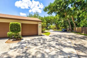 4612 PARK LAKE TERRACE, BRADENTON, FL 34209 - MLS#MFRA4692622