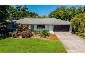 2747 JEFFERSON CIRCLE, SARASOTA, FL 34239 - MLS#MFRA4692671