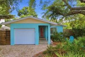 845 Highland St, SARASOTA