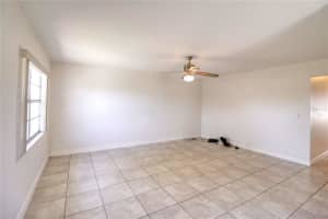 302 CANTON COURT, SUN CITY CENTER, FL 33573 - MLS#MFRA4692711