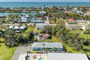 401 SHORE ROAD, NOKOMIS, FL 34275 - MLS#MFRA4692716