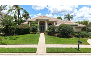 8923 BLOOMFIELD BOULEVARD, SARASOTA, FL 34238 - MLS#MFRA4692718