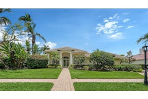 8923 BLOOMFIELD BOULEVARD, SARASOTA, FL 34238 - MLS#MFRA4692718