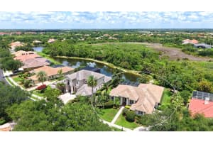 8923 BLOOMFIELD BOULEVARD, SARASOTA, FL 34238 - MLS#MFRA4692718
