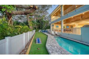 1537 SIESTA DRIVE, SARASOTA, FL 34239 - MLS#MFRA4692741