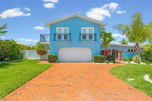 528 KEY ROYALE DRIVE, HOLMES BEACH, FL 34217 - MLS#MFRA4692749
