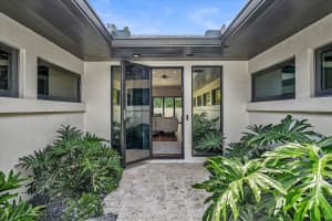 627 OWL WAY, SARASOTA, FL 34236 - MLS#MFRA4692769
