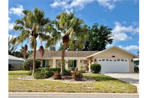 4892 Greencroft Rd, SARASOTA