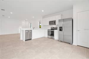 6560 SILVERSTAR DRIVE, SARASOTA, FL 34240 - MLS#MFRA4692805