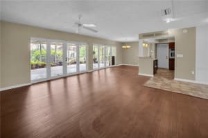 7203 BROUGHTON STREET, SARASOTA, FL 34243 - MLS#MFRA4692847