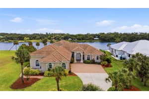2504 Caloosa Shores Dr, LABELLE