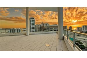 111 PINEAPPLE AVENUE, SARASOTA, FL 34236 - MLS#MFRA4692917